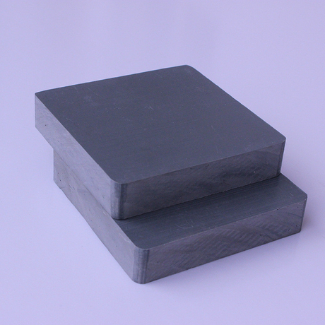 Пластиковый лист ПВХ серого цвета из толстой доски из вторичного материала 
